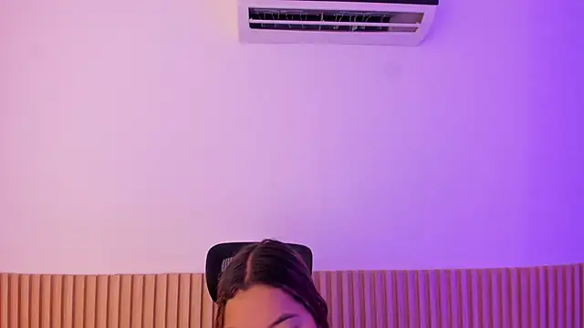 OliviaSweett online show from September 2025 06:40:02 PM