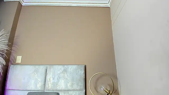 LunaAspen  online show from May 2026 06:49:01 PM