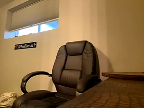 Hungboxer69 online show from November 2025 09:50:02 PM