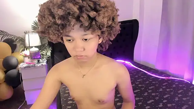 9INCHESHARDCOCK online show from November 2025 10:17:01 AM