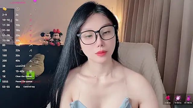 Xiatian520  online show from March 2026 07:47:01 AM