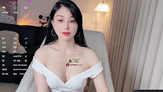 Xiatian520  online show from April 2026 02:11:02 PM