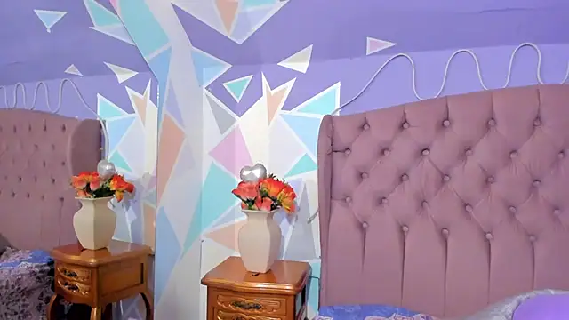 CloeyGraweing online show from November 2025 11:55:02 AM