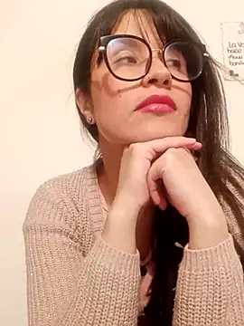 Snapshot of Dana_Rise chatting on January 2026 11:28:01 PM Dana Rise online show from January 2026 11:28:01 PM