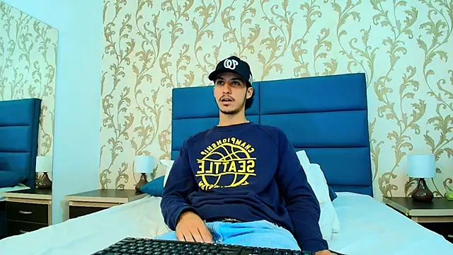 Marcus Jeron online show from November 2025 10:30:02 PM