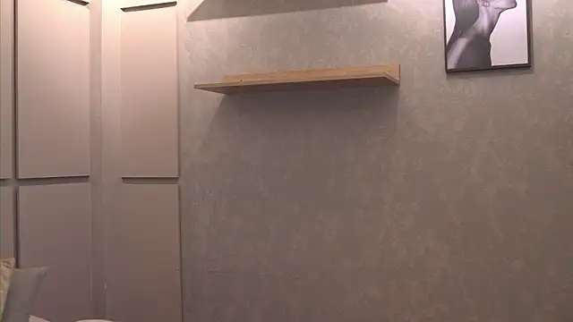 Thiago Valente online show from March 2026 01:28:01 PM