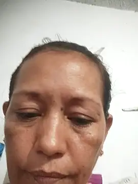 Snapshot of marinita13 chatting on October 2025 01:49:02 AM marinita13 online show from October 2025 01:49:02 AM