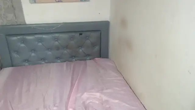 sarah aguilar online show from October 2025 06:17:01 PM