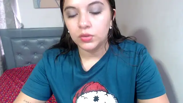 sarah aguilar online show from November 2025 09:11:01 PM