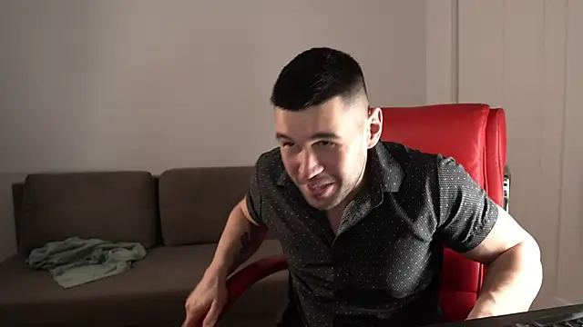 Sand0w online show from April 2026 07:41:01 PM