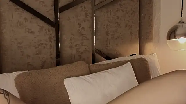 scarlethlux online show from February 2026 04:54:01 AM