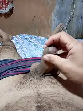 Snapshot of NAUFRAGO_17CM chatting on February 2026 12:50:02 AM NAUFRAGO 17CM online show from February 2026 12:50:02 AM