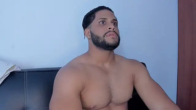 Pier Simons online show from November 2025 03:38:02 PM