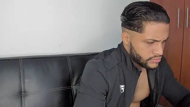 Pier Simons online show from December 2025 09:07:01 AM