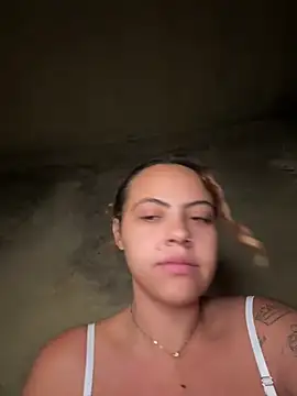 Snapshot of Chloe_Leaozinho chatting on May 2026 05:02:02 AM Chloe Leaozinho online show from May 2026 05:02:02 AM