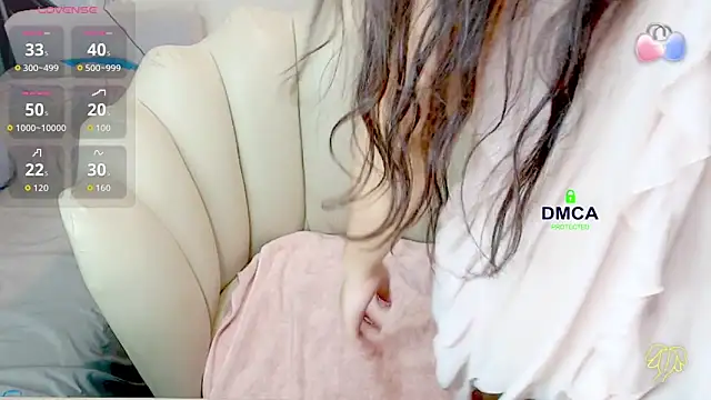 Snapshot of Rose_Rosemary chatting on April 2026 01:25:01 AM Rose Rosemary online show from April 2026 01:25:01 AM