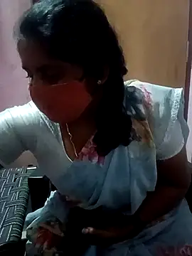 Jessi 25 online show from November 2025 05:35:01 PM