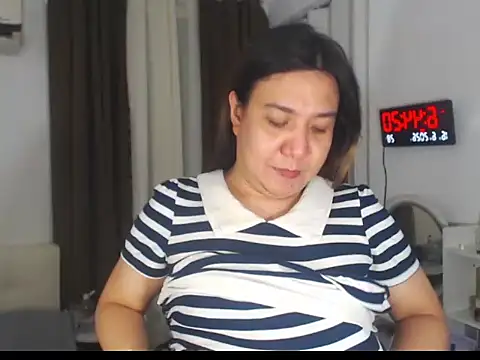 Snapshot of stellahugeX chatting on June 2026 10:45:02 PM stellahugeX online show from June 2026 10:45:02 PM