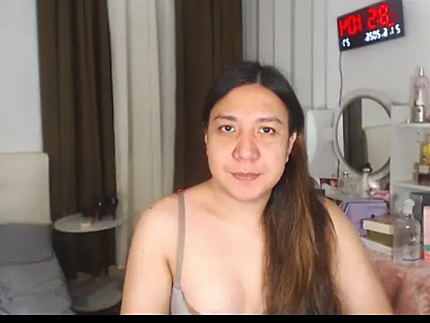 Snapshot of stellahugeX chatting on June 2026 12:52:01 PM stellahugeX online show from June 2026 12:52:01 PM