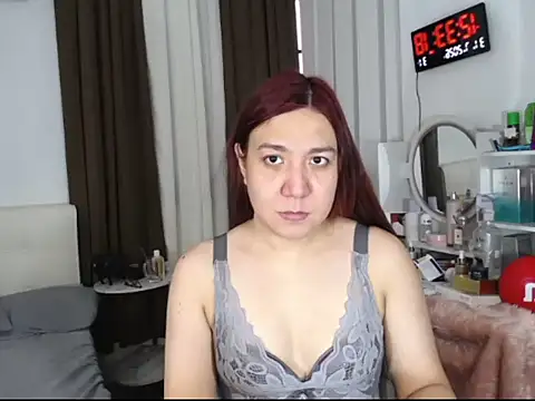 Snapshot of stellahugeX chatting on July 2026 04:34:02 AM stellahugeX online show from July 2026 04:34:02 AM