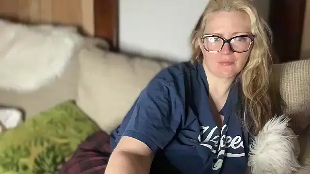 PefectNipz online show from December 2025 09:49:01 AM