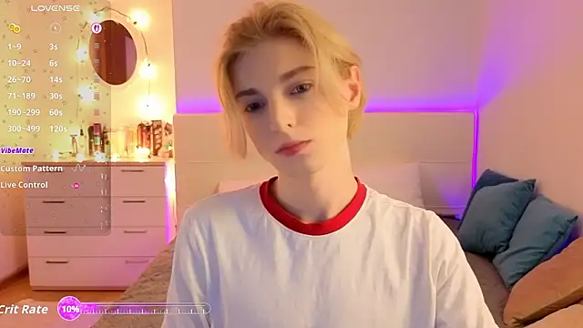 fiachand online show from March 2026 04:33:01 PM