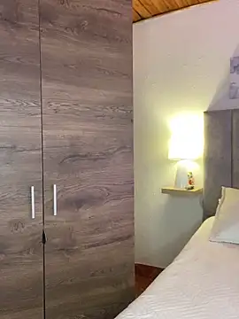 juliana-mancini online show from September 2025 05:13:01 PM