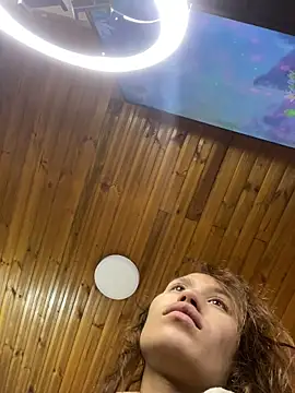 juliana-mancini online show from April 2026 10:22:02 AM