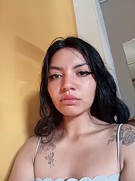 Snapshot of Amara_Cendella chatting on September 2025 09:47:02 PM Amara Cendella online show from September 2025 09:47:02 PM
