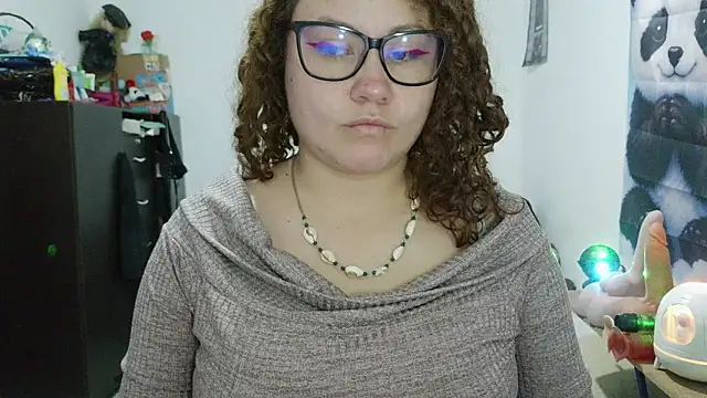 Snapshot of greeneyes_nurse chatting on June 2026 01:25:01 AM greeneyes nurse online show from June 2026 01:25:01 AM