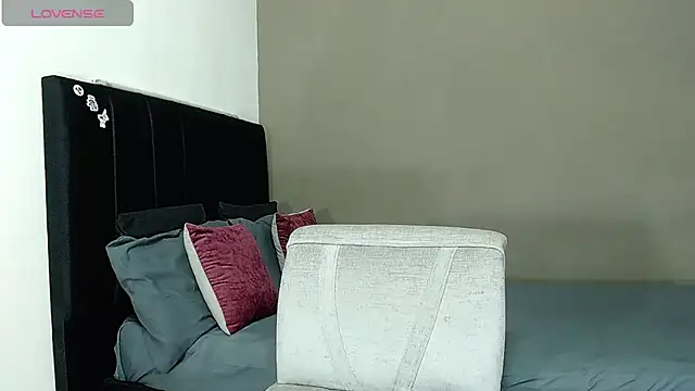 Matteo12  online show from February 2026 12:54:01 AM