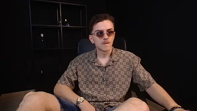 Snapshot of FelixStarkk chatting on July 2026 06:47:02 AM FelixStarkk online show from July 2026 06:47:02 AM