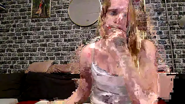 Snapshot of SexyMilf_37 chatting on May 2026 08:38:02 PM SexyMilf 37 online show from May 2026 08:38:02 PM