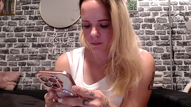SexyMilf 37 online show from June 2026 08:31:02 PM