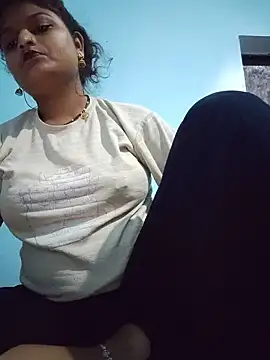 Hot mirchjii online show from August 2026 11:07:02 PM