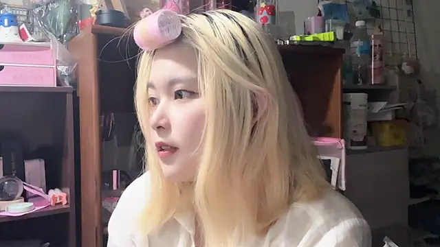 Snapshot of luna51888 chatting on October 2025 06:53:02 PM luna51888 online show from October 2025 06:53:02 PM