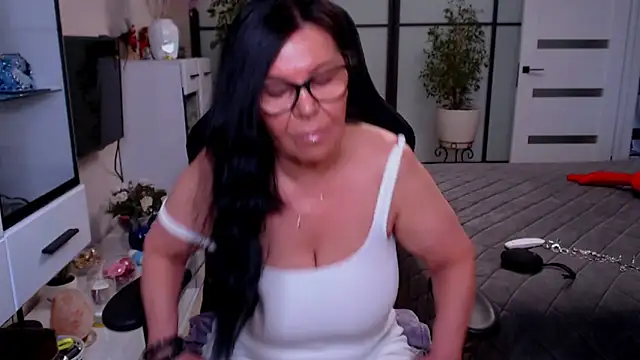 Anna Blare online show from April 2026 08:29:02 AM