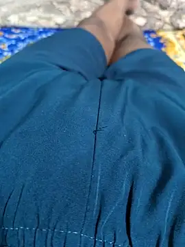 jyohorny online show from November 2025 02:54:01 PM