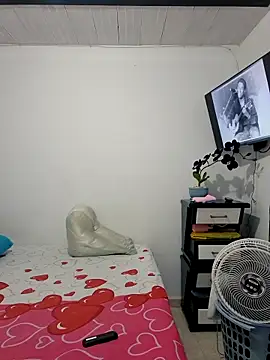 Snapshot of daliataleboficiall chatting on October 2025 07:11:01 PM daliataleboficiall online show from October 2025 07:11:01 PM