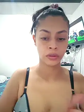 Snapshot of daliataleboficiall chatting on November 2025 07:57:01 PM daliataleboficiall online show from November 2025 07:57:01 PM