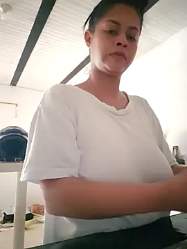 Snapshot of daliataleboficiall chatting on November 2025 08:53:01 PM daliataleboficiall online show from November 2025 08:53:01 PM