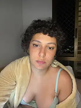 Snapshot of OliviaWild_ chatting on June 2026 03:20:02 AM OliviaWild online show from June 2026 03:20:02 AM