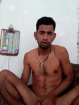 Snapshot of Negritohot2828 chatting on January 2026 01:37:02 PM Negritohot2828 online show from January 2026 01:37:02 PM