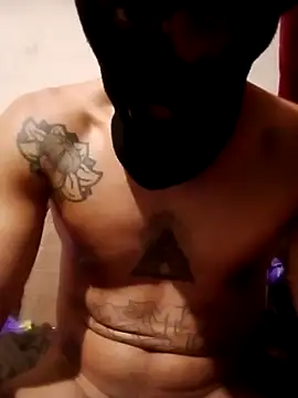 Snapshot of Golonzo1996 chatting on November 2025 01:38:01 AM Golonzo1996 online show from November 2025 01:38:01 AM