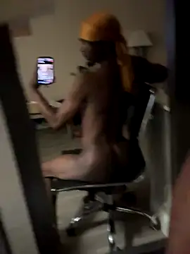 Snapshot of Dolla-Billlz chatting on October 2025 11:17:01 AM Dolla-Billlz online show from October 2025 11:17:01 AM