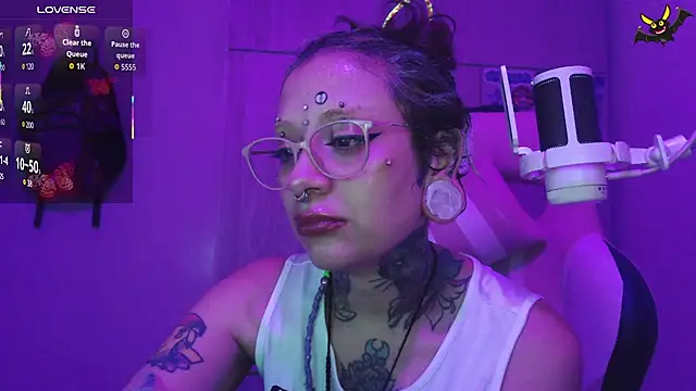 vainilla doll online show from March 2026 01:10:02 AM