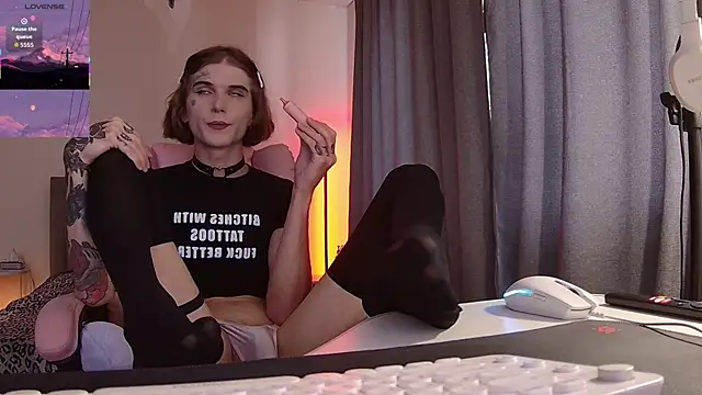 midwestemoqueen online show from August 2026 06:34:02 AM