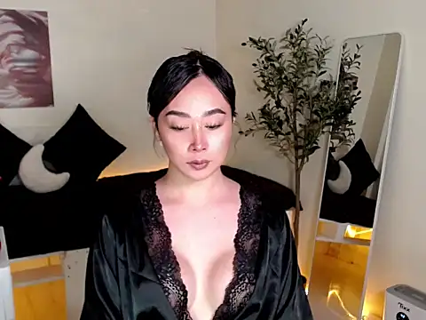 Ms yhanna online show from May 2026 11:46:02 PM