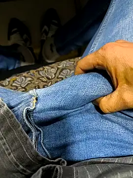 Snapshot of Ersin_meral chatting on September 2025 04:07:02 PM Ersin meral online show from September 2025 04:07:02 PM