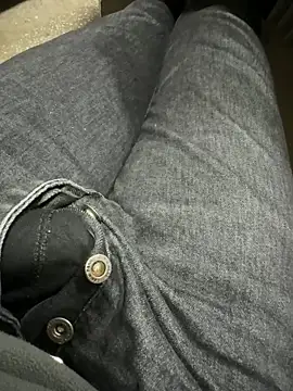 Snapshot of Ersin_meral chatting on September 2025 03:39:01 PM Ersin meral online show from September 2025 03:39:01 PM